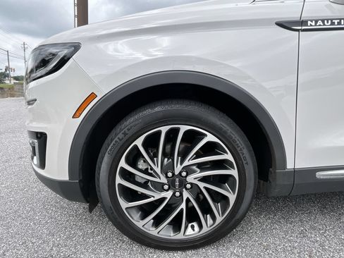 Used 2020 Lincoln Nautilus Reserve AWD/4WD image 13