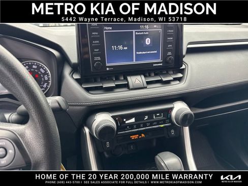 Used 2021 Toyota RAV4 LE AWD/4WD image 22