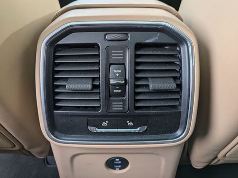 Used 2022 Porsche Macan GTS image 24