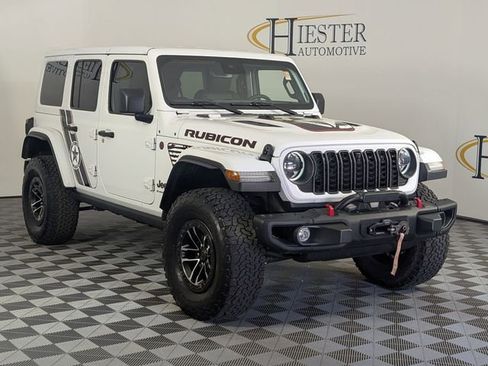 Certified 2024 Jeep Wrangler Unlimited Rubicon AWD/4WD image 2