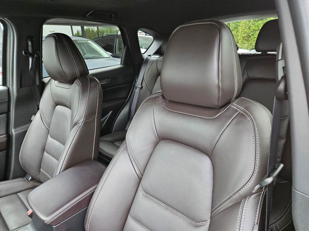 Certified 2025 MAZDA CX-5 Signature AWD/4WD image 17