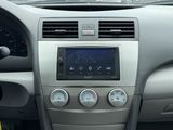 Used 2011 Toyota Camry LE image 3