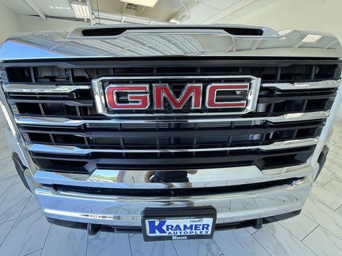 New 2026 GMC Sierra 3500 SLE w/ SLE Value Package AWD/4WD image 32