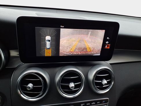 Used 2022 Mercedes-Benz GLC 300 GLC 300 image 21