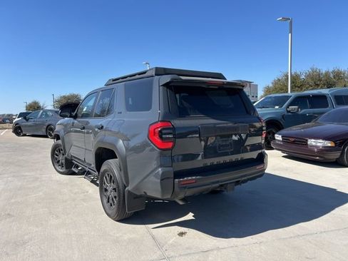 Used 2025 Toyota 4Runner SR5 image 6