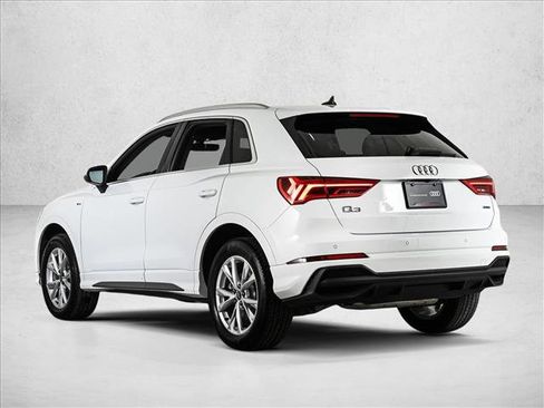 Certified 2025 Audi Q3 2.0T Premium w/ Convenience Package image 8