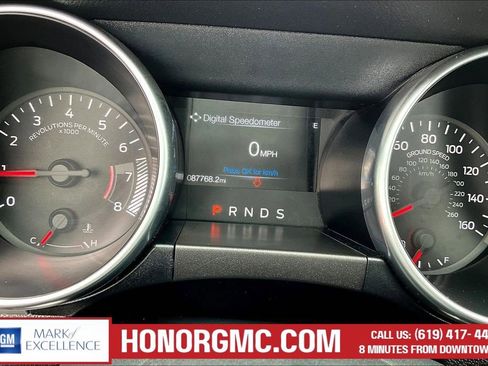 Used 2018 Ford Mustang Premium RWD image 12