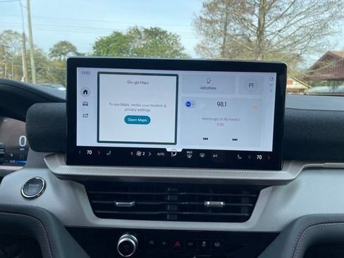 New 2026 Ford Explorer Active image 18