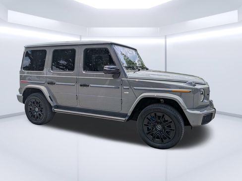 Used 2025 Mercedes-Benz G 580 w/ EQ Technology image 1
