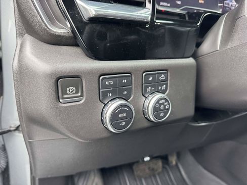 Used 2024 GMC Sierra 1500 SLT w/ SLT Premium Plus Package AWD/4WD image 29