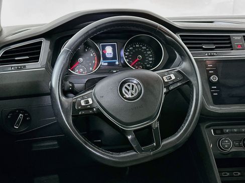 Used 2018 Volkswagen Tiguan S FWD image 18