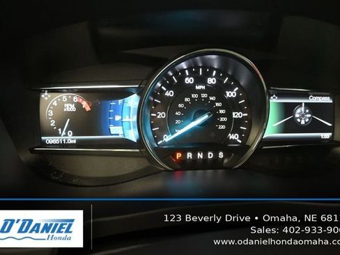 Used 2016 Ford Explorer XLT w/ Equipment Group 202A AWD/4WD image 28