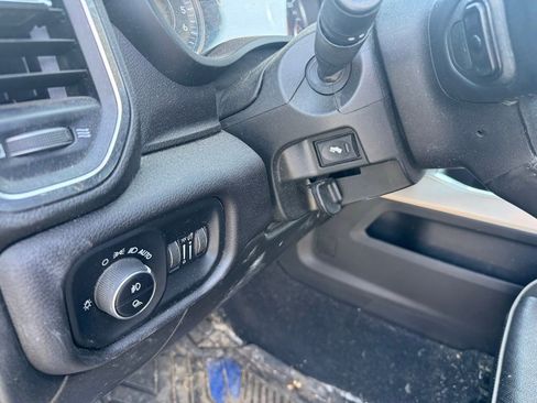 Used 2022 RAM 2500 Laramie AWD/4WD image 10