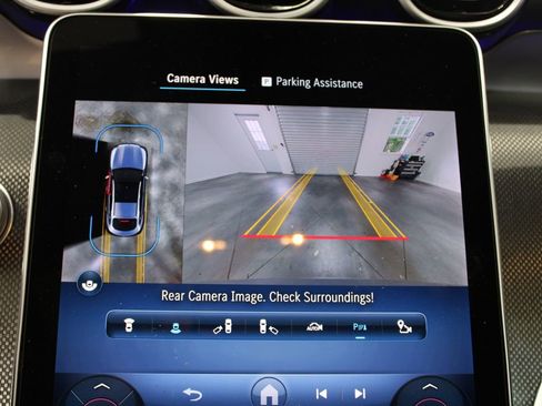 Used 2024 Mercedes-Benz GLC 300 4MATIC image 47