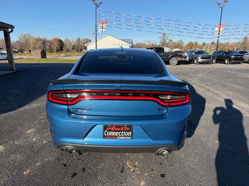 Used 2022 Dodge Charger R/T w/ Blacktop Package image 5