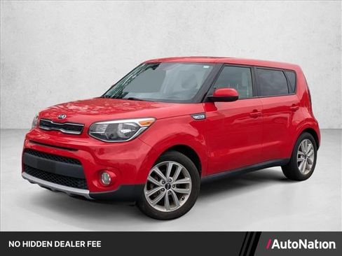 Used 2018 Kia Soul + FWD image 1