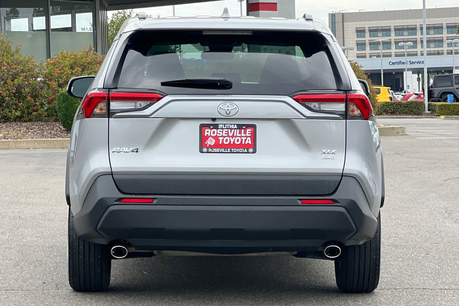 Certified 2025 Toyota RAV4 XLE AWD/4WD image 8