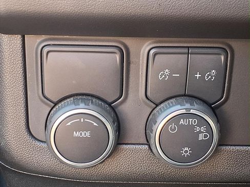 Used 2023 Chevrolet Tahoe LT image 7