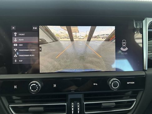 Used 2023 Porsche Macan Turbo image 36