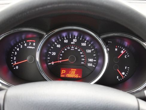 Used 2012 Kia Sorento FWD w/ Third Row Pkg image 22