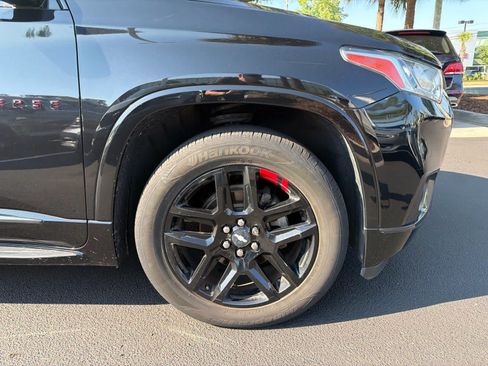 Used 2019 Chevrolet Traverse Premier w/ Redline Edition FWD image 15