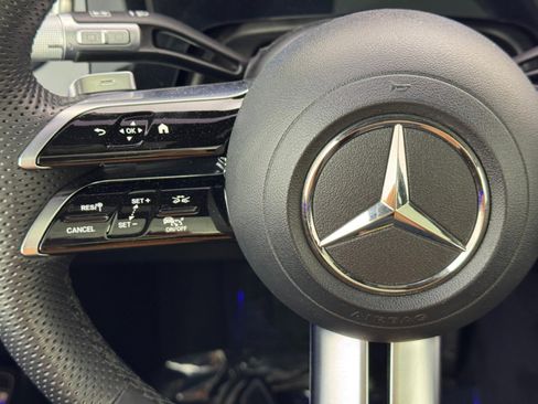 Used 2023 Mercedes-Benz EQS 580 4MATIC SUV image 22