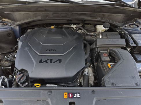 Used 2024 Kia Telluride SX Prestige AWD/4WD image 9