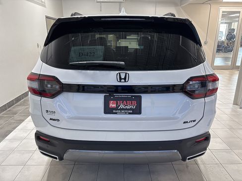 New 2026 Honda Pilot Elite image 3