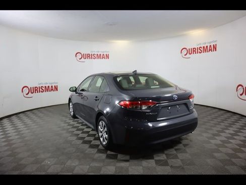 Used 2023 Toyota Corolla LE w/ Carpet Mat Package (TMS) FWD image 8