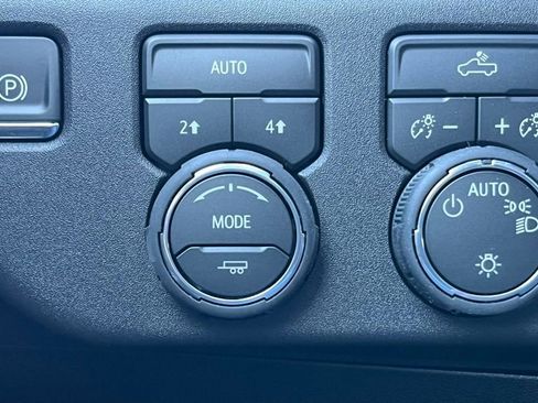 New 2026 Chevrolet Silverado 1500 LT image 20