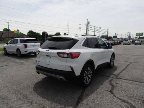 Used 2022 Ford Escape Titanium AWD/4WD image 9