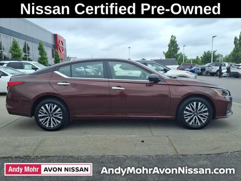 Certified 2025 Nissan Altima 2.5 SV AWD/4WD image 8