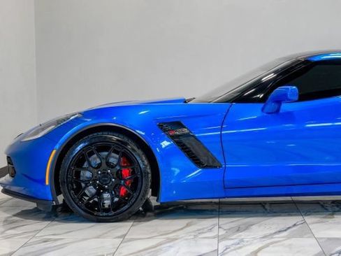 Used 2016 Chevrolet Corvette Z06 w/ 3LZ Preferred Equipment Group RWD image 17