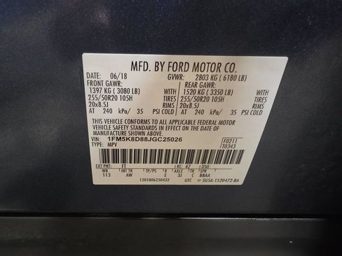 Used 2018 Ford Explorer XLT w/ Equipment Group 202A AWD/4WD image 26