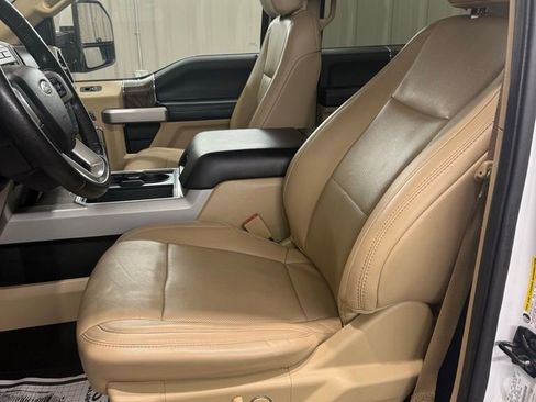 Used 2019 Ford F250 Lariat w/ Lariat Value Package AWD/4WD image 11