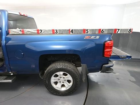 Used 2017 Chevrolet Silverado 1500 LT w/ All Star Edition AWD/4WD image 36