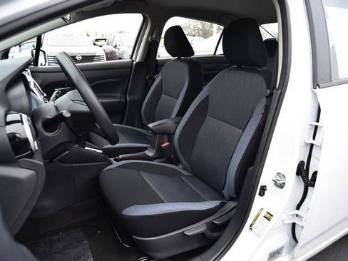 New 2025 Nissan Versa SV image 19
