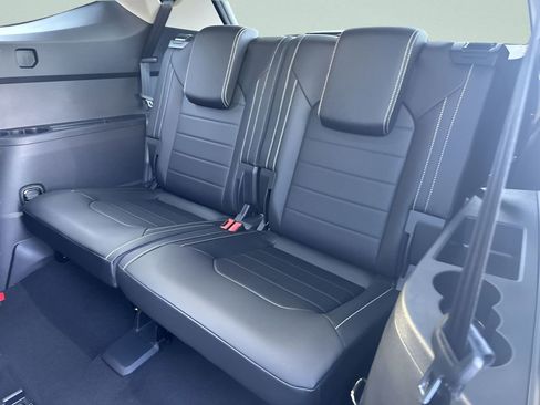 New 2026 Volkswagen Atlas SEL image 24