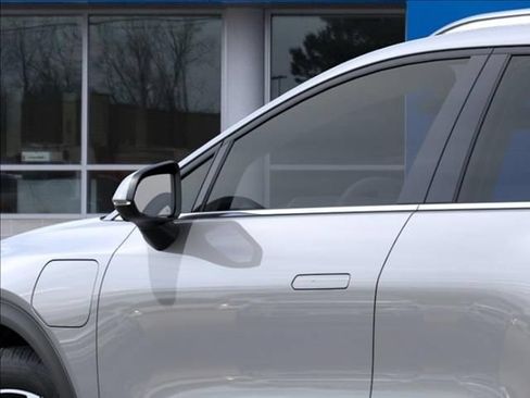 New 2026 Chevrolet Equinox EV LT FWD image 12