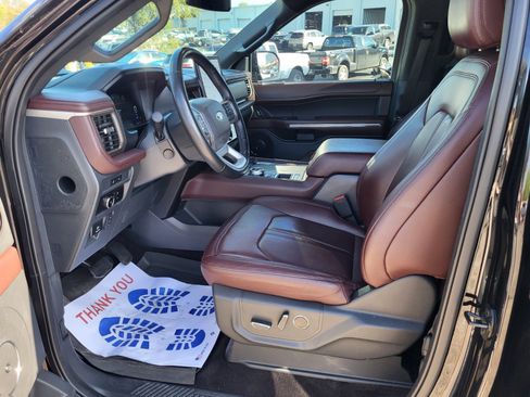 Certified 2023 Ford Expedition Limited image 20