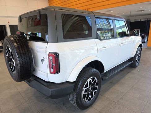 Used 2023 Ford Bronco Outer Banks AWD/4WD image 7