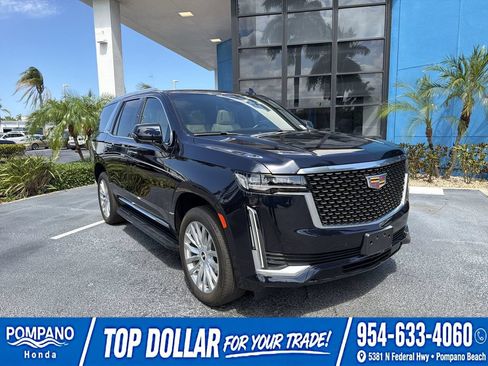 Used 2024 Cadillac Escalade Premium Luxury AWD/4WD image 2