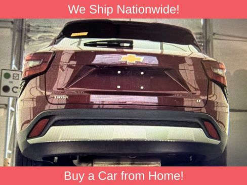 Used 2025 Chevrolet Trax LT w/ LT Convenience Package FWD image 10
