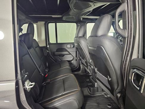 New 2025 Jeep Wrangler Unlimited Rubicon 392 image 19