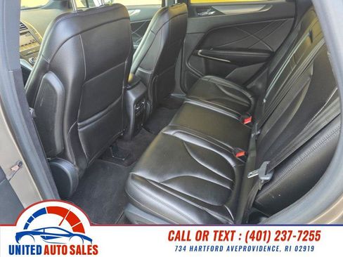 Used 2017 Lincoln MKC Premiere AWD/4WD image 10