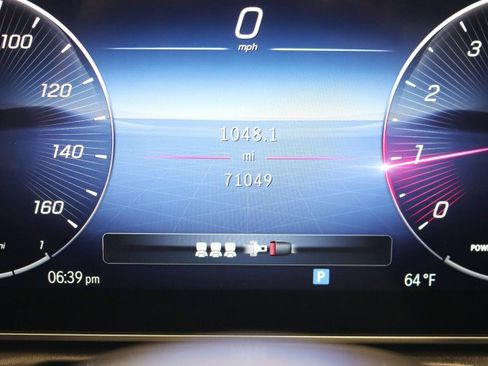 Used 2023 Mercedes-Benz C 300 4MATIC Sedan image 18