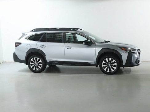 Certified 2023 Subaru Outback Limited AWD/4WD image 11