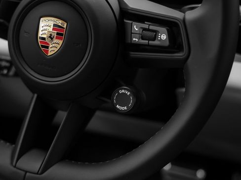 New 2025 Porsche Macan 4S Electric image 34