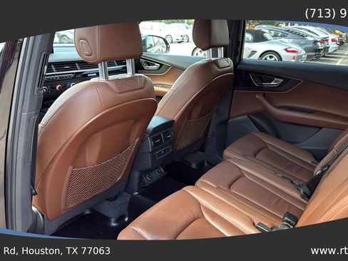 Used 2017 Audi Q7 2.0T Premium AWD/4WD image 25