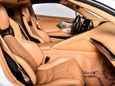 Used 2023 Chevrolet Corvette Stingray Premium Cpe w/ Z51 Performance Package RWD image 24